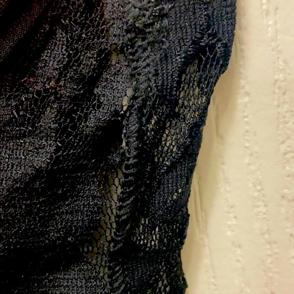 Banana Republic Lace Top - Picture 4 of 4